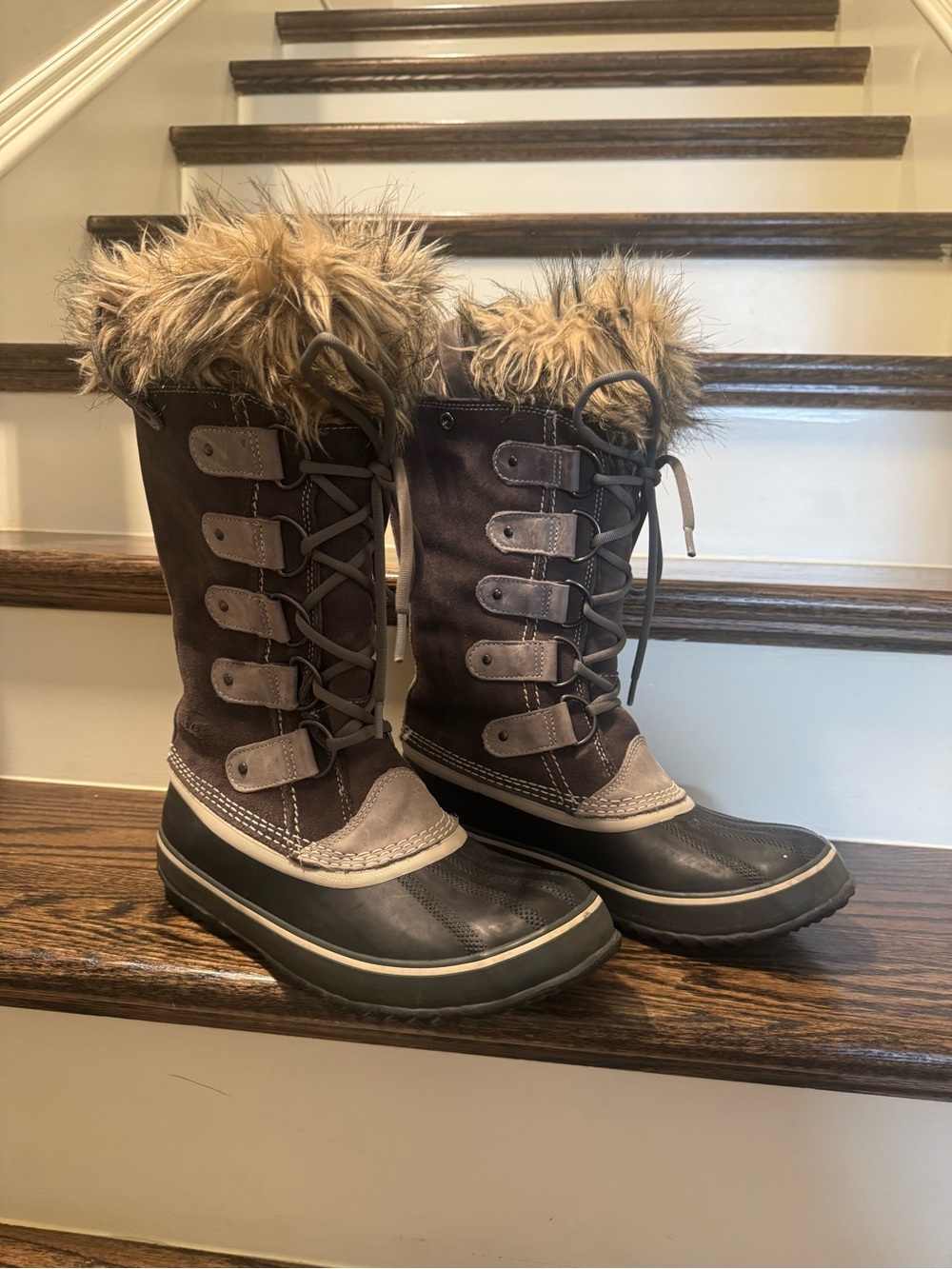 Sorel Joan of Arctic Women's Brown Faux-Fur Lace-Up Waterproof Winter Boots